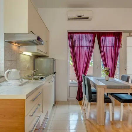 Roko Apartman *
